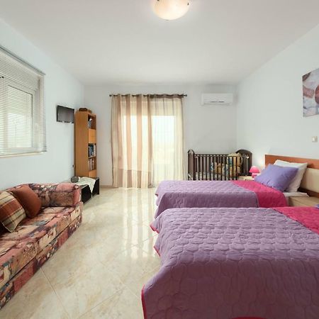 Sea Spirit Apartment อาฟานโท ภายนอก รูปภาพ