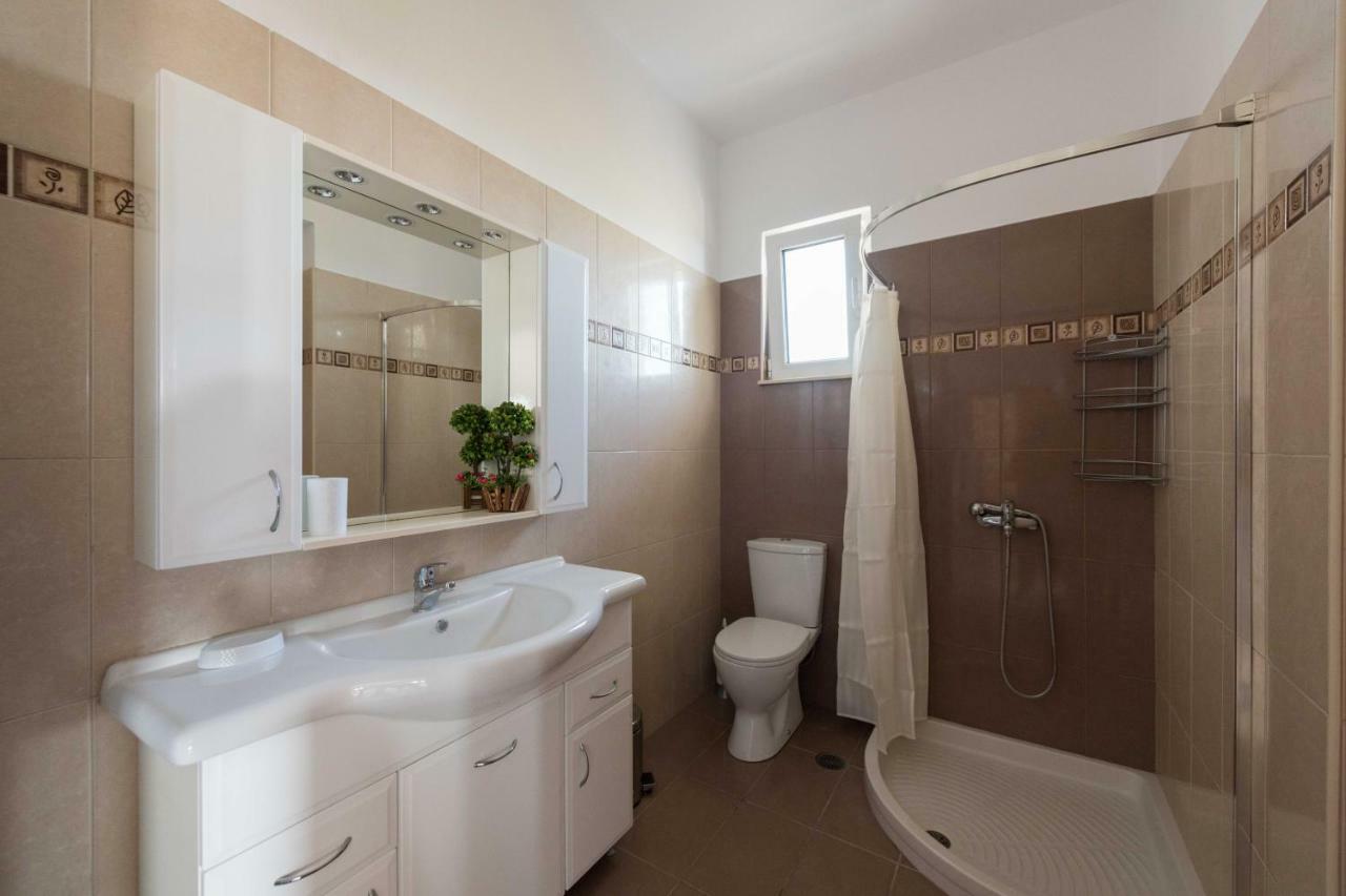 Sea Spirit Apartment อาฟานโท ภายนอก รูปภาพ